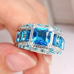 Blue sapphire size 9 women’s ring